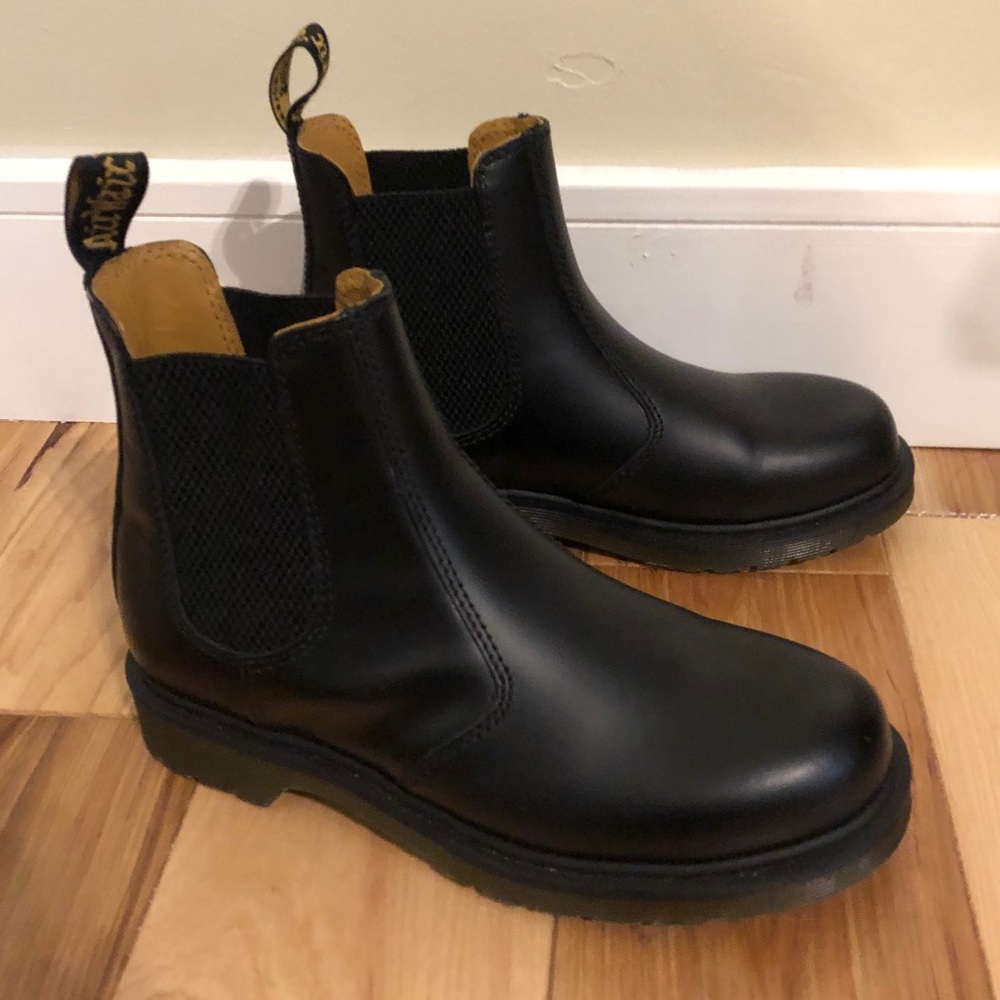 Doc Martens Chelsea Boots